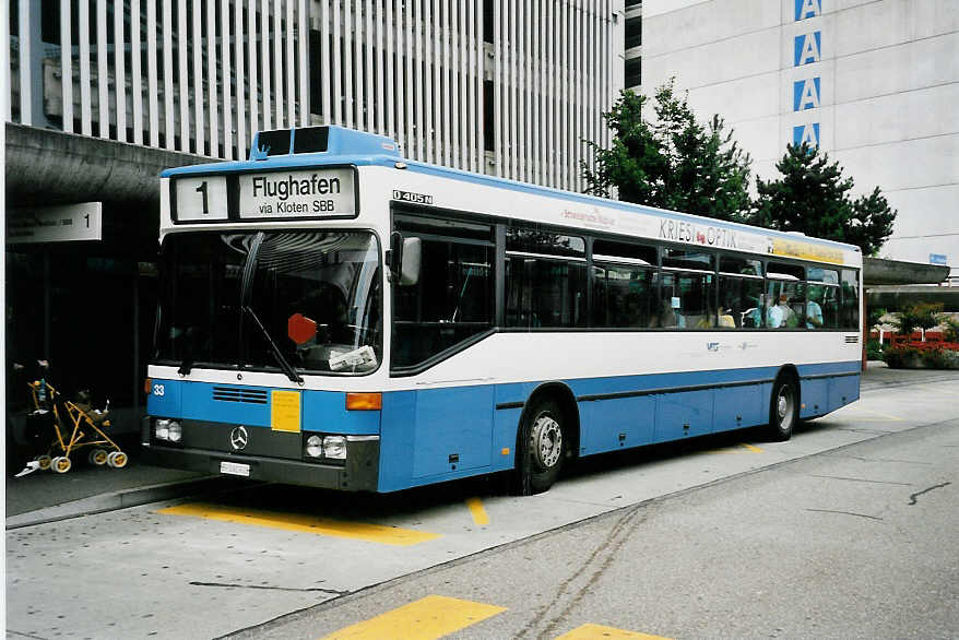 (041'926) - Maag, Kloten - Nr. 33/ZH 590'933 - Mercedes am 13. Juli 2000 in Zrich, Flughafen