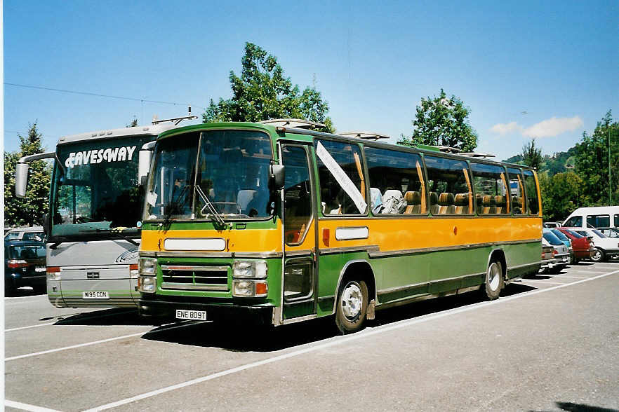 (042'322) - Aus England: ??? - ENE 809 T - Plaxton (ex Shearings, Altringham) am 31. Juli 2000 in Thun, Seestrasse