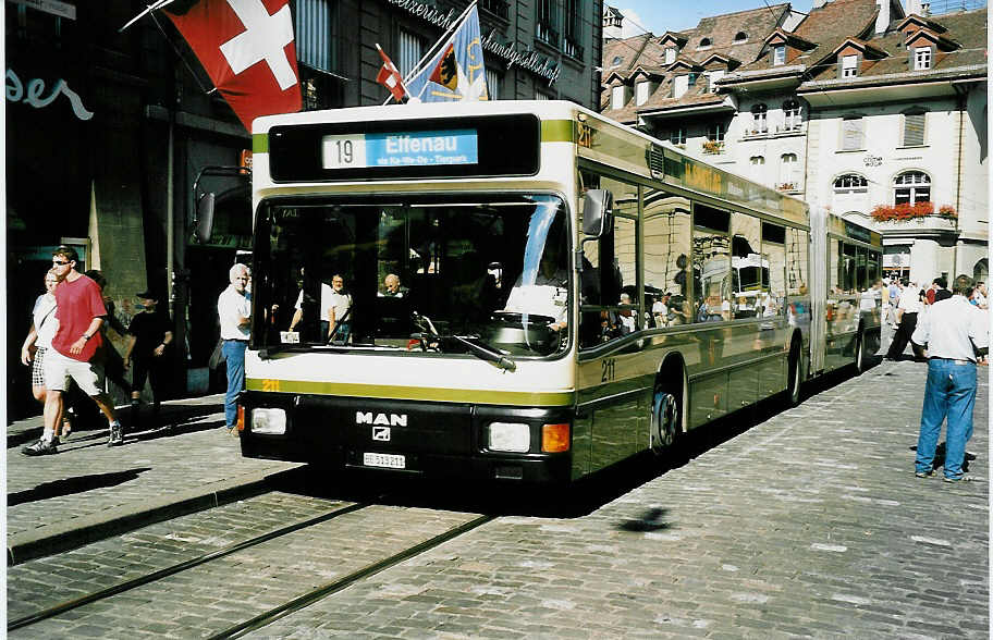 (042'522) - SVB Bern - Nr. 211/BE 513'211 - MAN am 12. August 2000 in Bern, Brenplatz