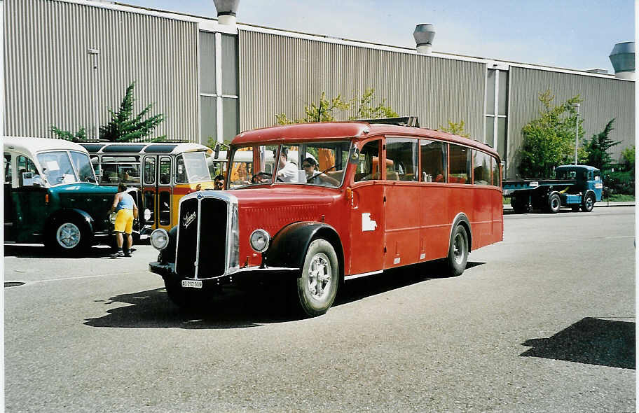 (042'921) - Pfaditeam Aargau, Baden - AG 232'009 - Saurer/Saurer (ex Kontiki, Neuenhof; ex Hugentobler, Wettingen; ex Baumann, Baden Nr. 5; ex P 1999) am 26. August 2000 in Oensingen, Saurertreffen