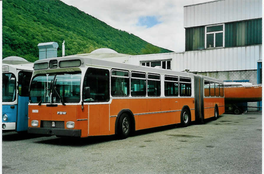 (046'717) - TPG Genve - Nr. 145/GE 96'267 - FBW/R&J am 18. Mai 2001 in Biel, BTR