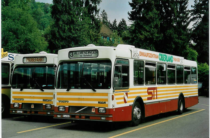 (046'729) - STI Thun - Nr. 34/BE 443'834 - Volvo/R&J (ex SAT Thun Nr. 34) am 21. Mai 2001 bei der Schifflndte Thun