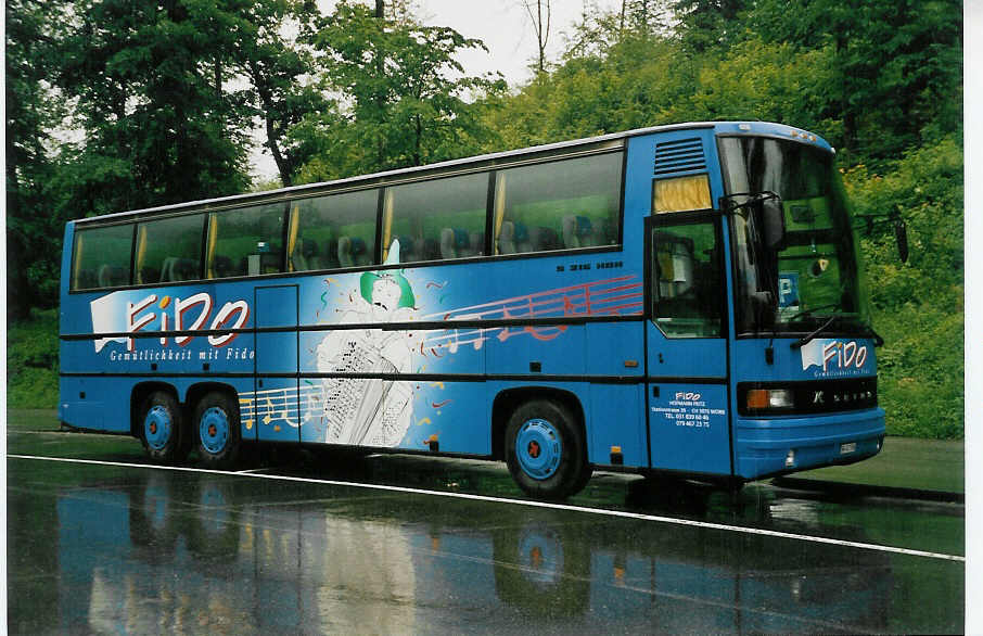 (047'025) - Hofmann, Worb - BE 347'358 - Setra am 10. Juni 2001 in Ballenberg West