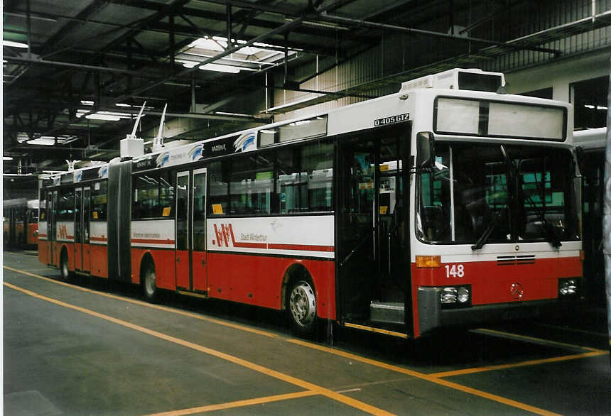 (048'533) - WV Winterthur - Nr. 148 - Mercedes Gelenktrolleybus am 18. Juli 2001 in Winterthur, Depot Grzefeld