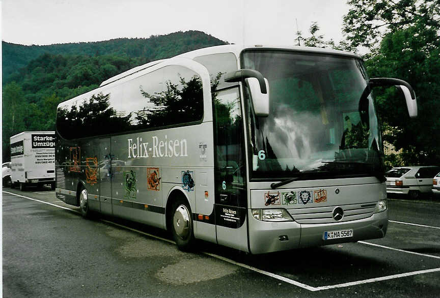 (048'633) - Aus Deutschland: Abel, Kln - Nr. 6/K-MA 5587 - Mercedes am 20. Juli 2001 in Thun, Seestrasse