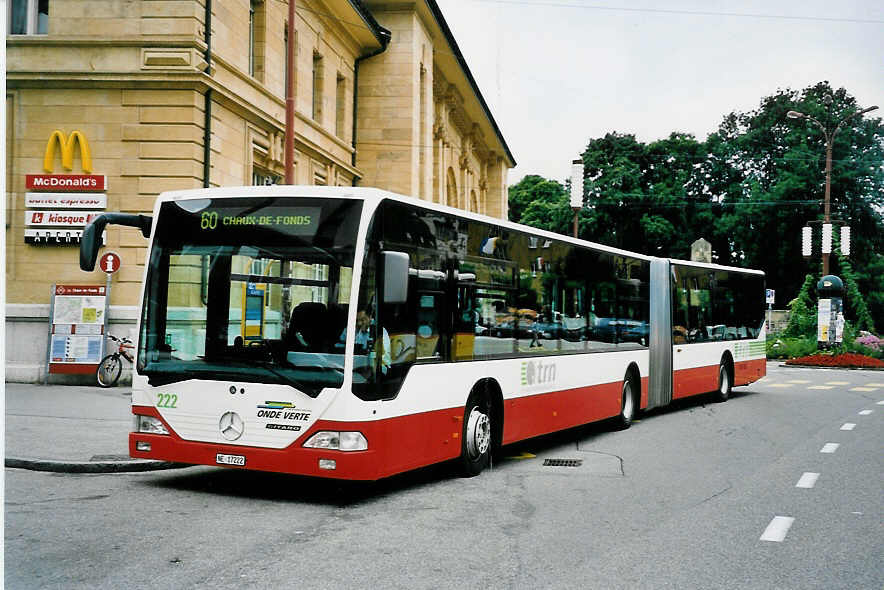 (048'837) - VR La Chaux-de-Fonds - Nr. 222/NE 17'222 - Mercedes am 6. August 2001 beim Bahnhof La Chaux-de-Fonds