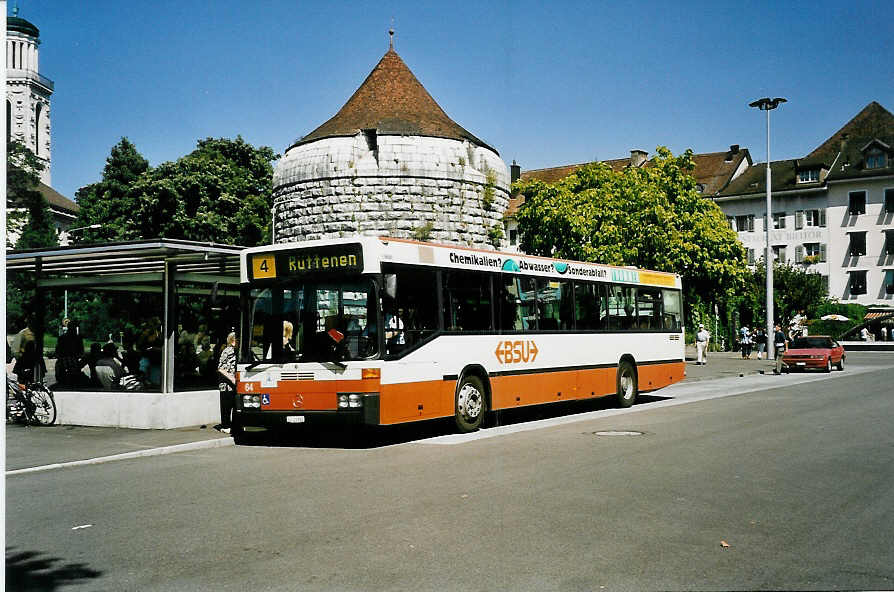 (049'105) - BSU Solothurn - Nr. 64/SO 21'980 - Mercedes am 18. August 2001 in Solothurn, Amthausplatz