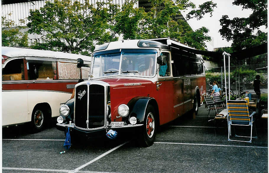 (049'107) - Morger, Horgenberg - ZH 508'493 - Saurer/Tscher (ex P 23'167; ex Casper, Lenzerheide) am 18. August 2001 in Burgdorf, AMP