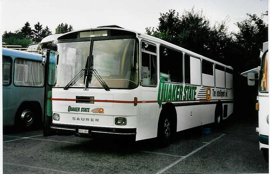 (049'113) - Cartek, Regensdorf - ZH 32'330 U - Saurer/Hess (ex P 25'803) am 18. August 2001 in Burgdorf, AMP