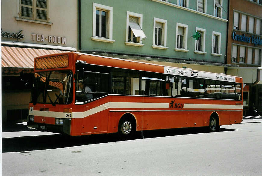 (049'503) - BGU Grenchen - Nr. 20/SO 130'022 - Mercedes am 25. August 2001 in Grenchen, Postplatz