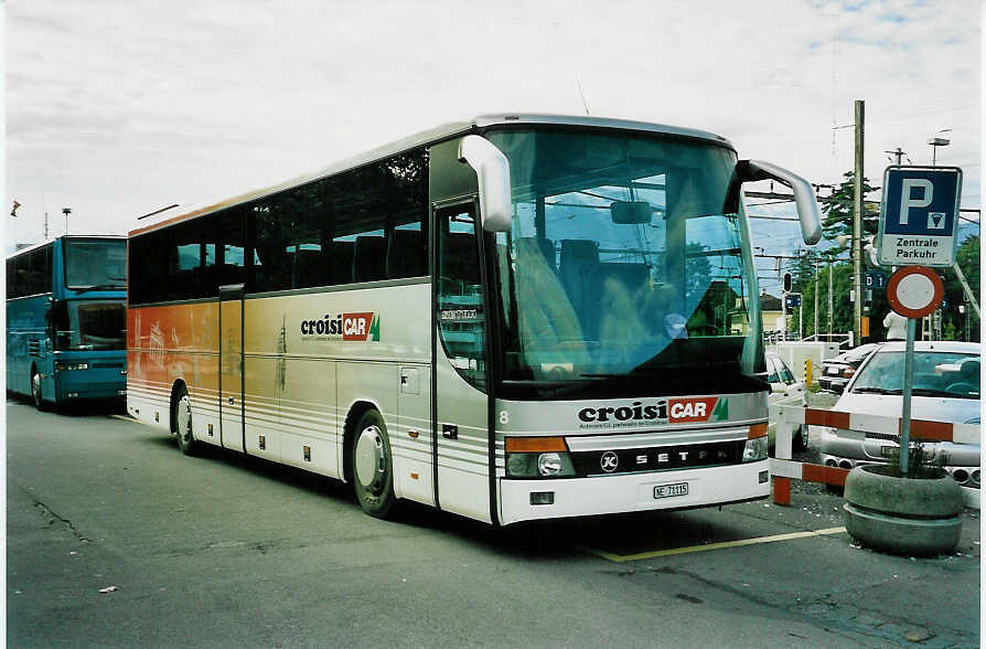 (049'703) - CJ Tramelan - Nr. 8/NE 71'115 - Setra am 12. September 2001 in Thun, CarTerminal