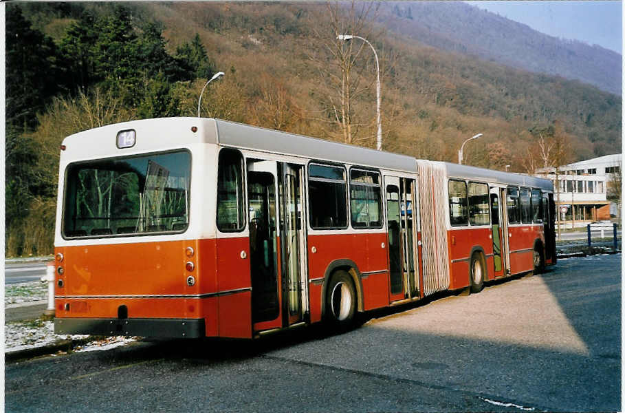 (050'831) - TPG Genve - Nr. 170 - Volvo/R&J am 15. Dezember 2001 in Biel, BTR