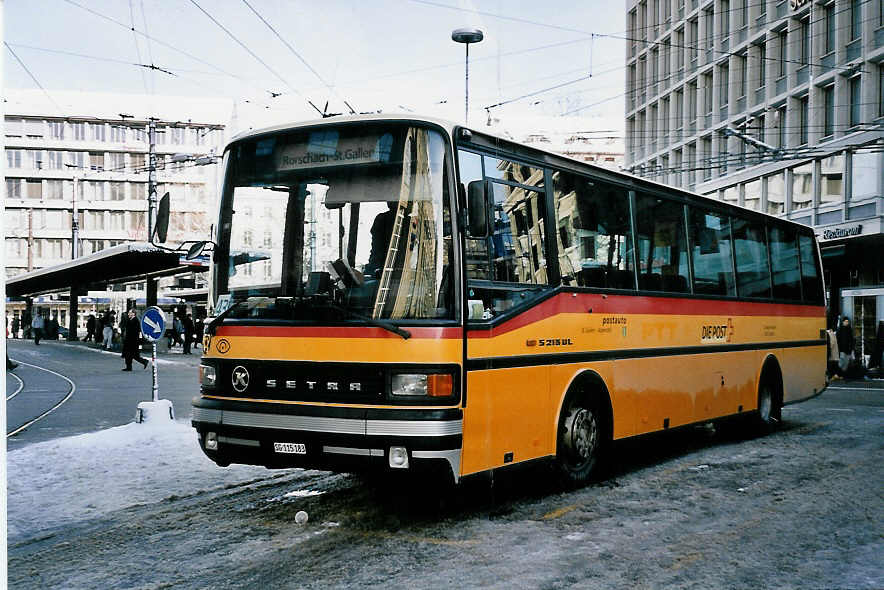 (051'117) - Schwizer, Goldach - SG 115'183 - Setra (ex Lmmli, Thal) am 27. Dezember 2001 beim Bahnhof St. Gallen