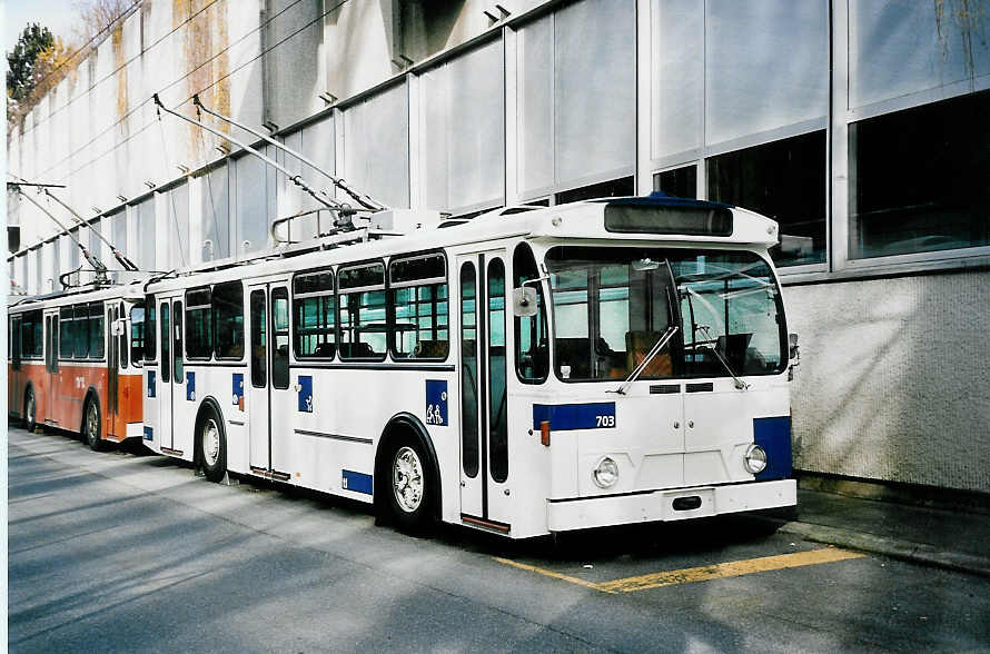 (052'411) - TL Lausanne - Nr. 703 - FBW/Hess Trolleybus am 17. Mrz 2002 in Lausanne, Dpt Borde