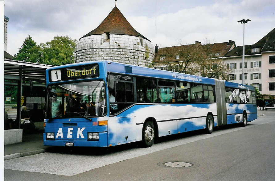 (053'228) - BSU Solothurn - Nr. 56/SO 66'866 - Mercedes am 27. April 2002 in Solothurn, Amthausplatz