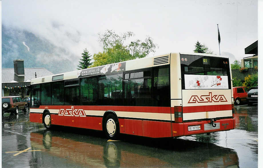 (053'526) - ASKA Aeschi - Nr. 8/BE 387'558 - MAN am 27. Mai 2002 in Aeschi, Post