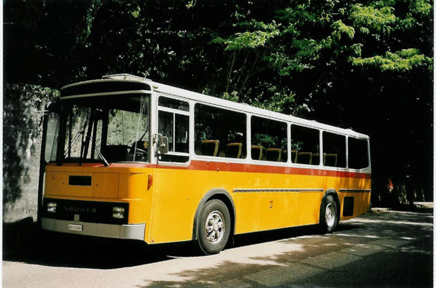 (053'834) - Sulser, Wohlen - AG 174'803 - Saurer/Tscher (ex Recovery, Regensdorf; ex Heim, Flums) am 15. Juni 2002 bei Bad Bubendorf