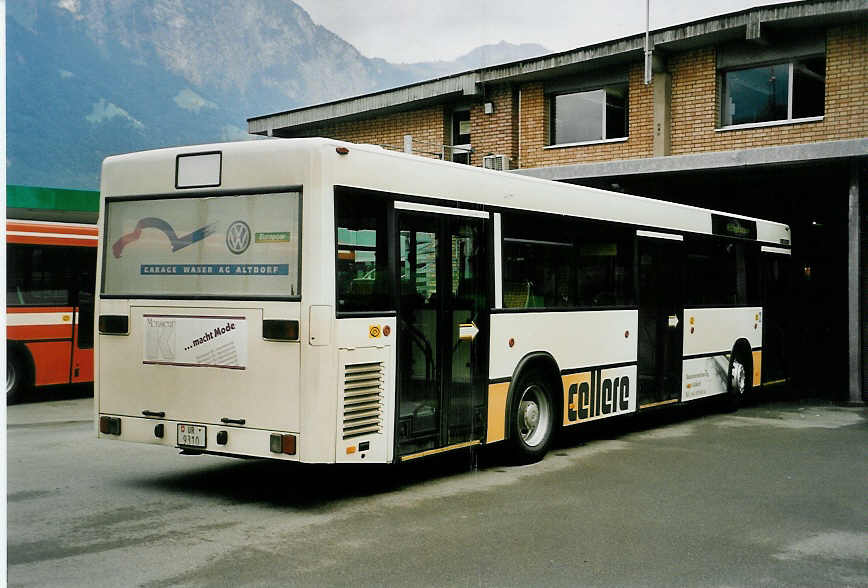 (054'515) - AAGU Altdorf - Nr. 24/UR 9310 - Mercedes (ex ???; ex AFA Adelboden Nr. 24) am 22. Juli 2002 in Altdorf, Garage