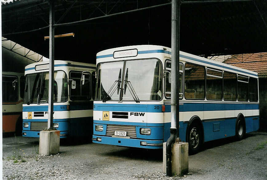 (054'804) - AMSA Chiasso - Nr. 20/TI 1929 - FBW/Lauber (ex VMCV Clarens Nr. 22) am 23. Juli 2002 in Chiasso, Garage