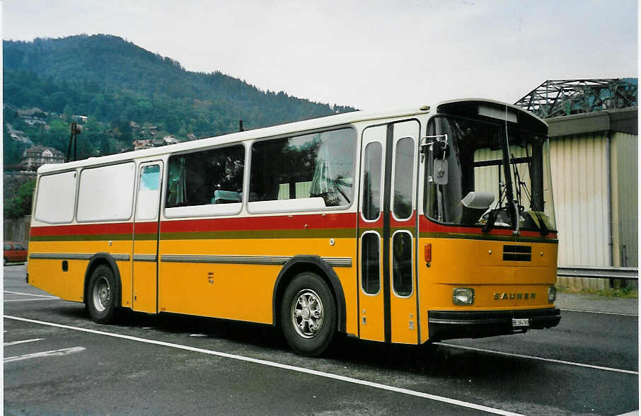 (055'231) - Segessenmann, Burgistein - BE 164'763 - Saurer/Tscher (ex P 24'229) am 31. Juli 2002 in Thun, Seestrasse