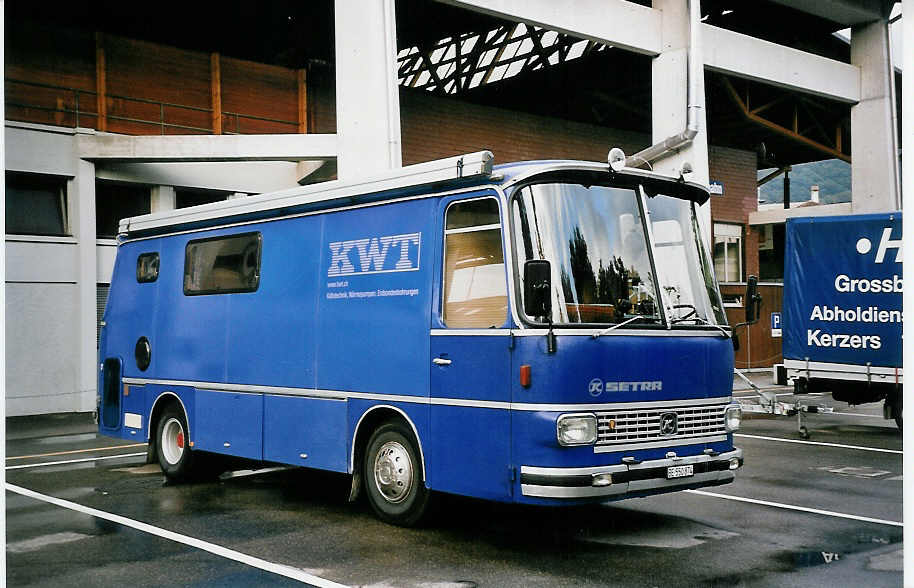 (055'410) - Steiner, Thun - BE 550'874 - Setra am 20. August 2002 in Thun, Grabengut