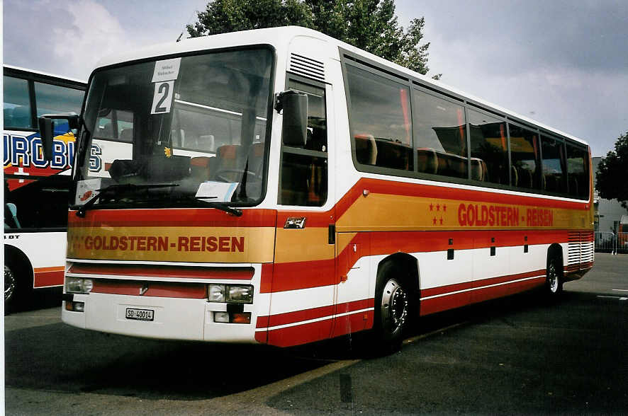 (055'431) - Goldstern, Obergsgen - SO 40'014 - Renault am 25. August 2002 in Biel, Terminal B