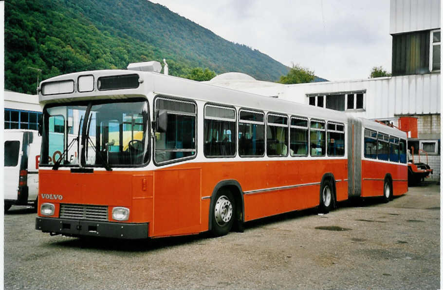 (055'819) - TPG Genve - Nr. 177 - Volvo/R&J-Hess am 31. August 2002 in Biel, BTR