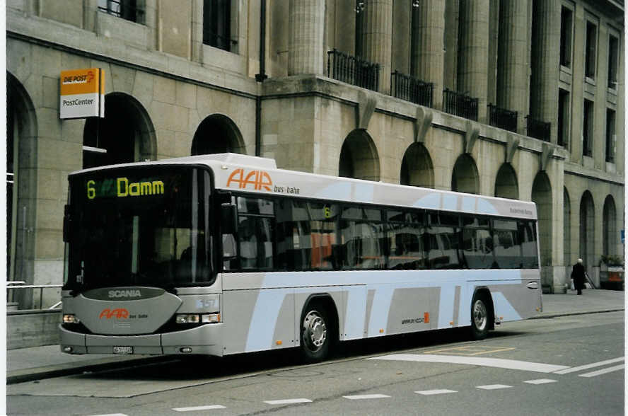 (057'825) - AAR bus+bahn, Aarau - Nr. 157/AG 311'249 - Scania/Hess am 27. Dezember 2002 beim Bahnhof Aarau