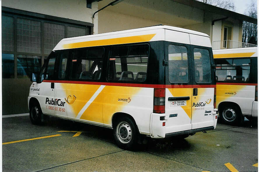 (058'020) - PTT-Regie - P 21'102 - Fiat am 29. Dezember 2002 in Yverdon, Garage