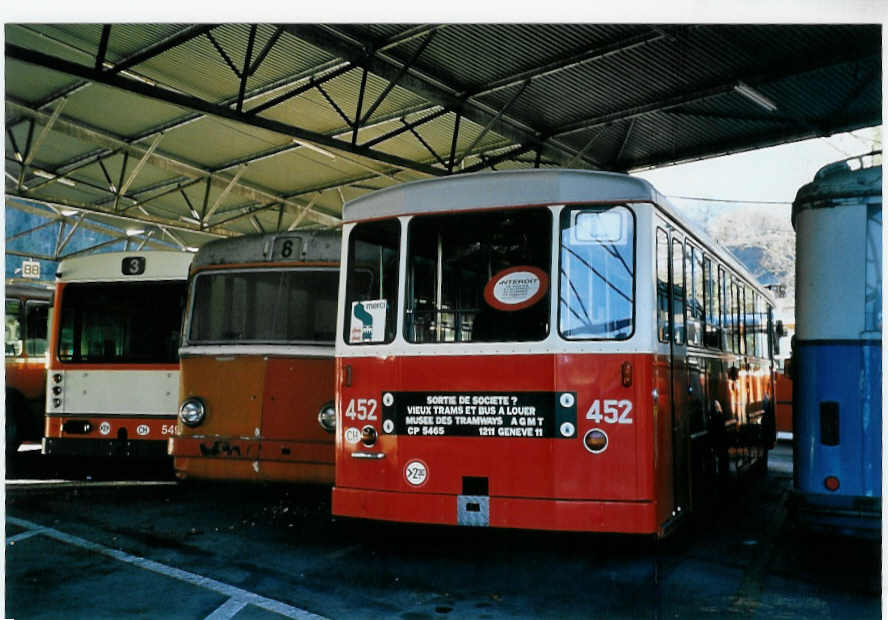 (058'236) - TPG Genve (Knoerr) - Nr. 452 - Saurer/Hess am 1. Januar 2003 in Genve, Dpt