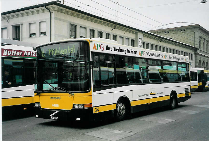 (058'805) - VBSH Schaffhausen - Nr. 34/SH 38'034 - Volvo/Hess am 20. Februar 2003 beim Bahnhof Schaffhausen