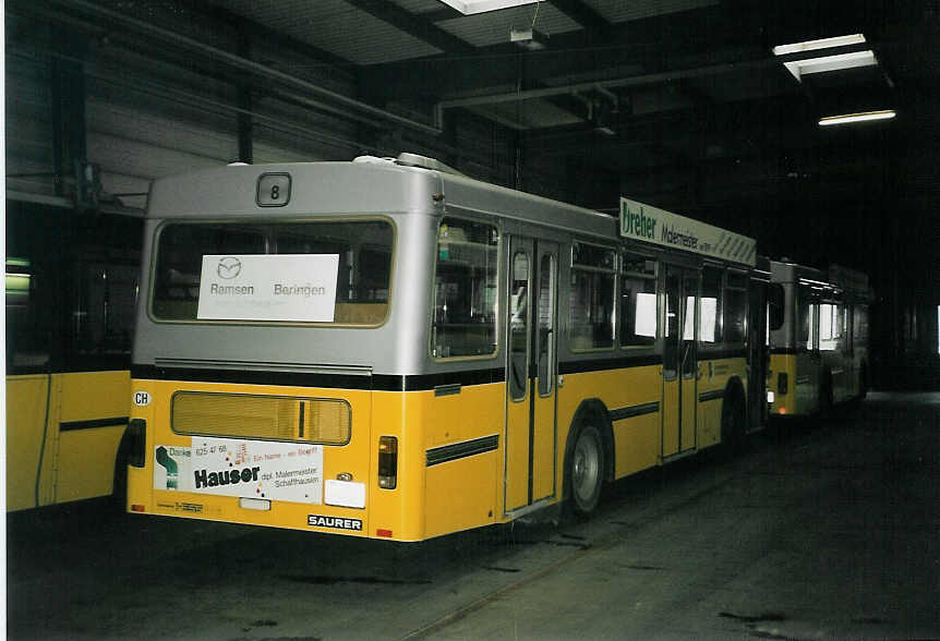 (058'823) - VBSH Schaffhausen - Nr. 20/SH 38'020 - Saurer/Hess am 20. Februar 2003 in Schaffhausen, Busdepot