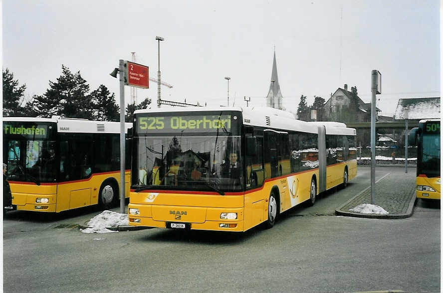 (058'901) - PTT-Regie - P 26'016 - MAN am 20. Februar 2003 beim Bahnhof Blach