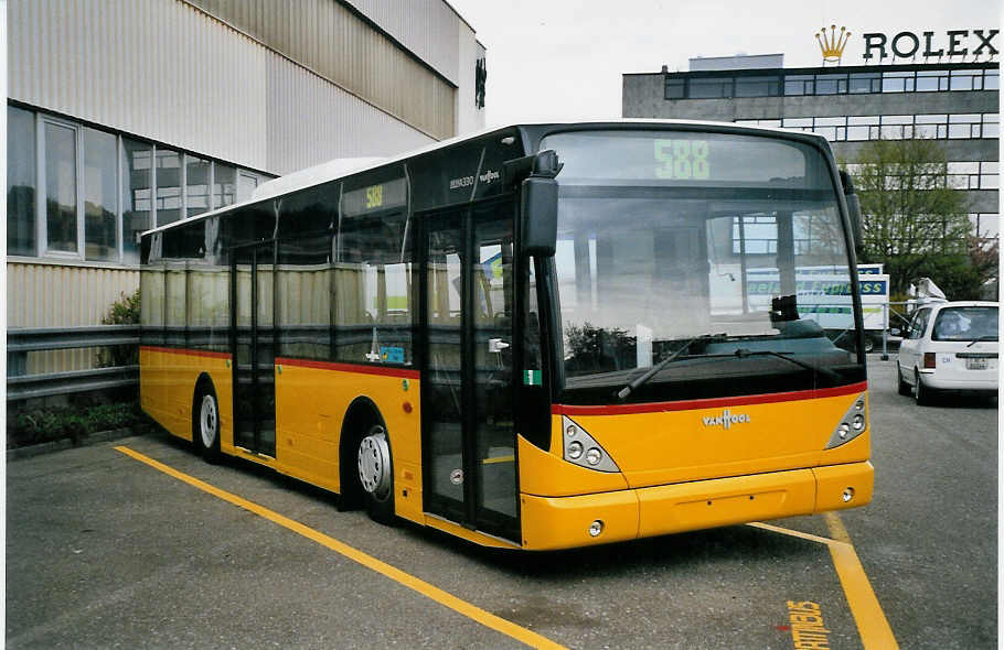 (060'002) - PostAuto Linth-Schwyz-Glarus - Van Hool am 21. April 2003 in Biel, Rattinbus