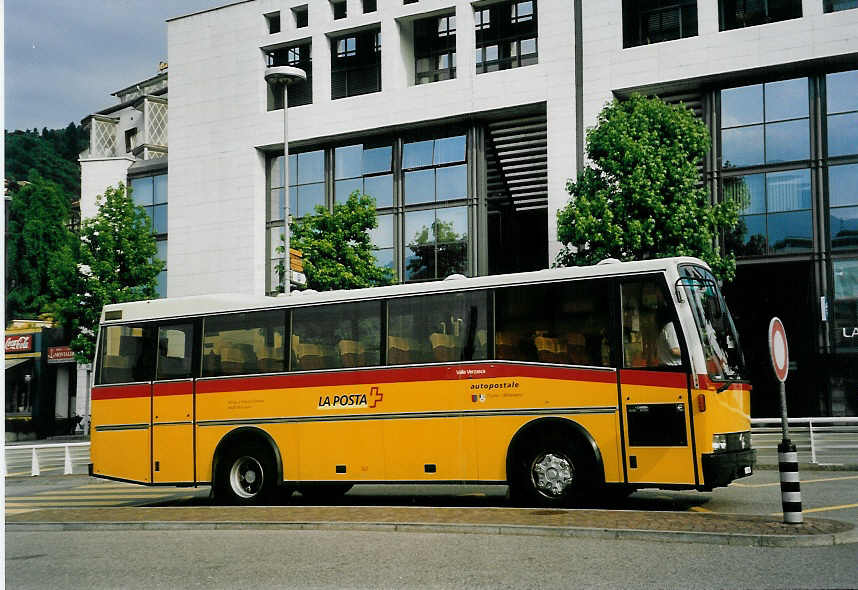 (060'333) - Chiesa, Minusio - TI 1898 - Vetter am 26. Mai 2003 beim Bahnhof Locarno