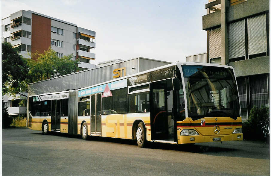 (061'603) - STI Thun - Nr. 85/BE 543'385 - Mercedes am 17. Juli 2003 in Thun, Garage