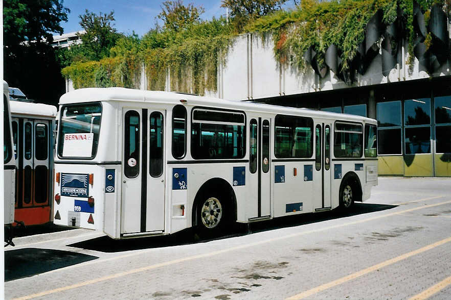 (062'532) - TL Lausanne - Nr. 959 - Rochat/Lauber Personenanhnger am 4. August 2003 in Lausanne, Dpt Borde