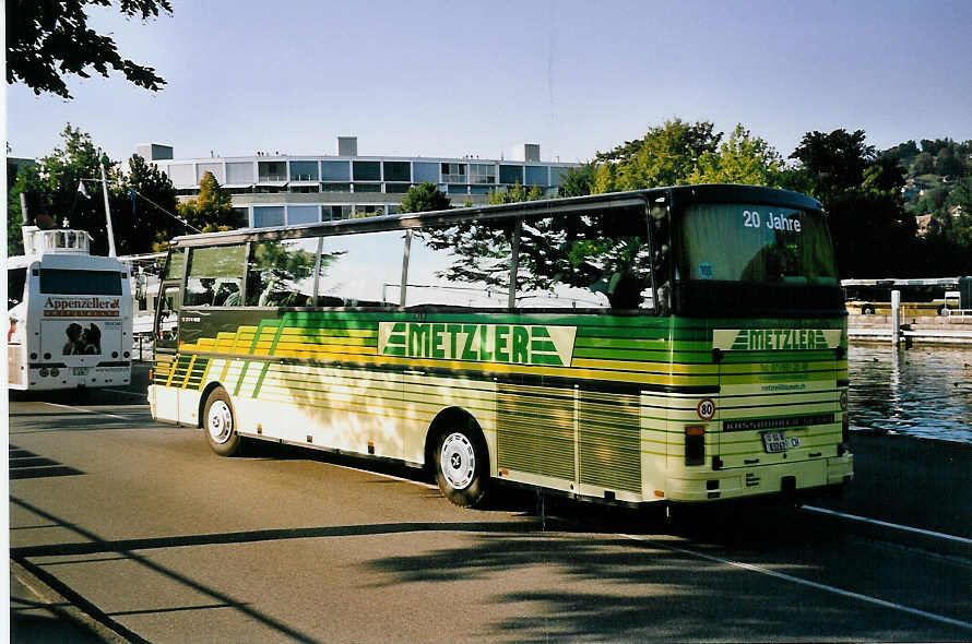 (062'715) - Metzler, Oberuzwil - SG 83'262 - Setra (ex Wthrich, Liestal) am 22. August 2003 bei der Schifflndte Thun