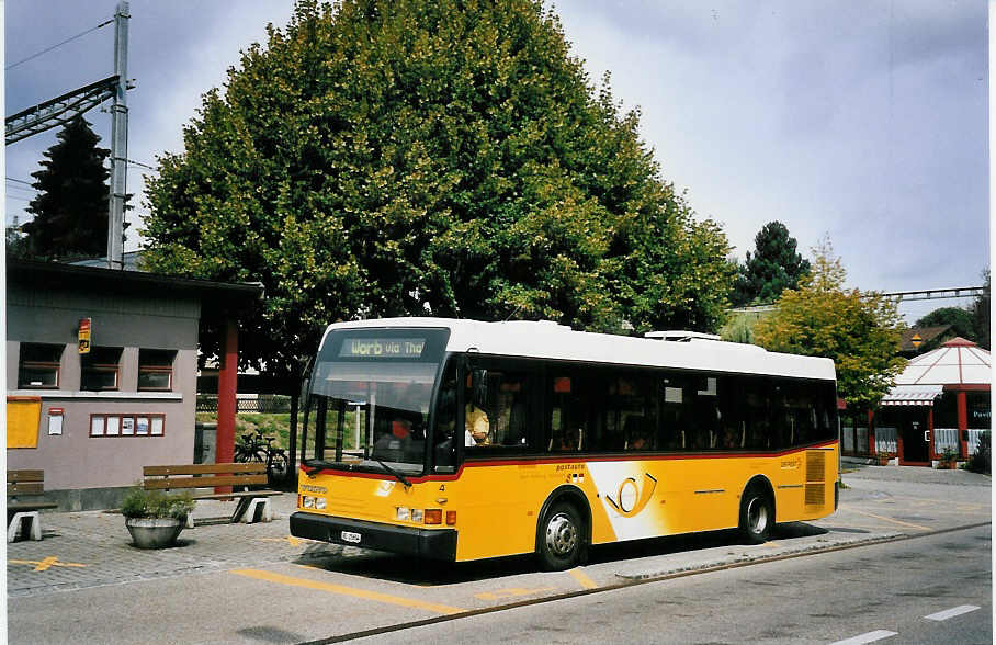 (063'304) - Gurtner, Worb - Nr. 4/BE 25'654 - Volvo/Berkhof am 7. September 2003 beim Bahnhof Grosshchstetten