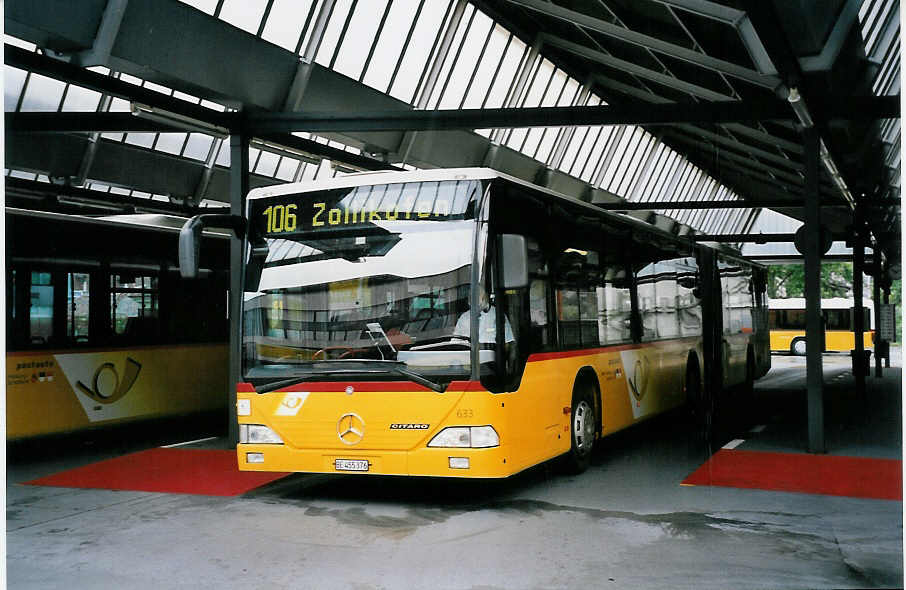 (063'404) - PostAuto Bern-Freiburg-Solothurn - Nr. 633/BE 455'376 - Mercedes (ex P 27'007) am 11. September 2003 in Bern, Postautostation