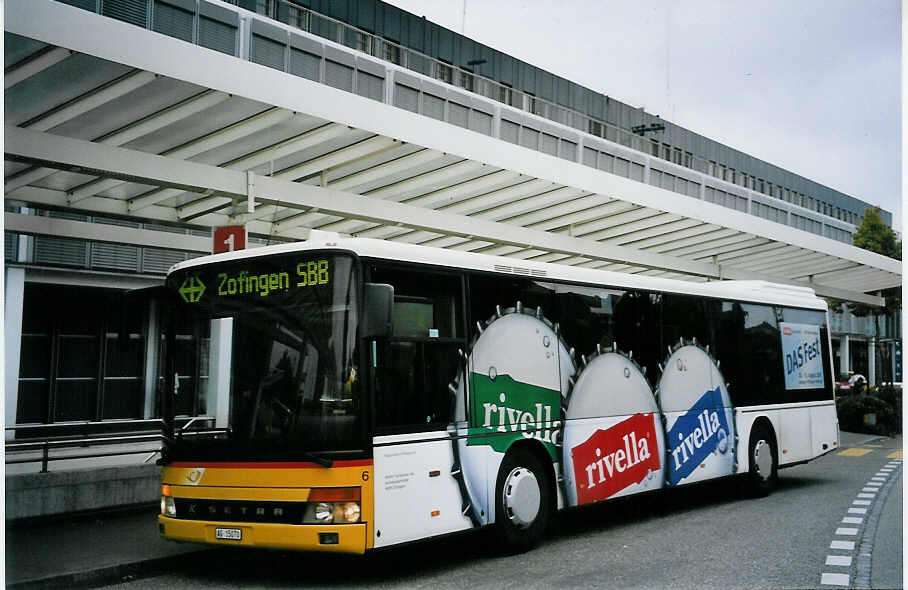 (064'107) - Tschannen, Zofingen - Nr. 6/AG 15'070 - Setra am 12. Oktober 2003 beim Bahnhof Zofingen