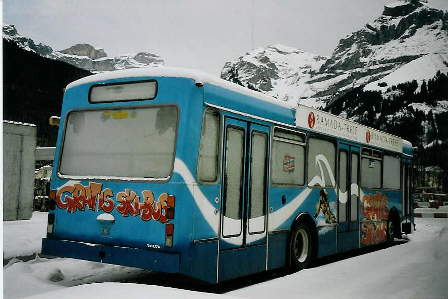 (064'807) - EAB Engelberg - Volvo/Lauber (ex STI Thun Nr. 19; ex SAT Thun Nr. 19) am 27. Dezember 2003 in Engelberg, Talstation Titlis