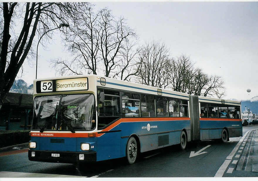 (064'821) - AAGR Rothenburg - Nr. 68/LU 15'761 - MAN am 27. Dezember 2003 beim Bahnhof Luzern