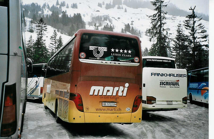 (065'402) - Marti, Kallnach - Nr. 19/BE 572'219 - Setra am 7. Februar 2004 in Adelboden, Unter dem Birg