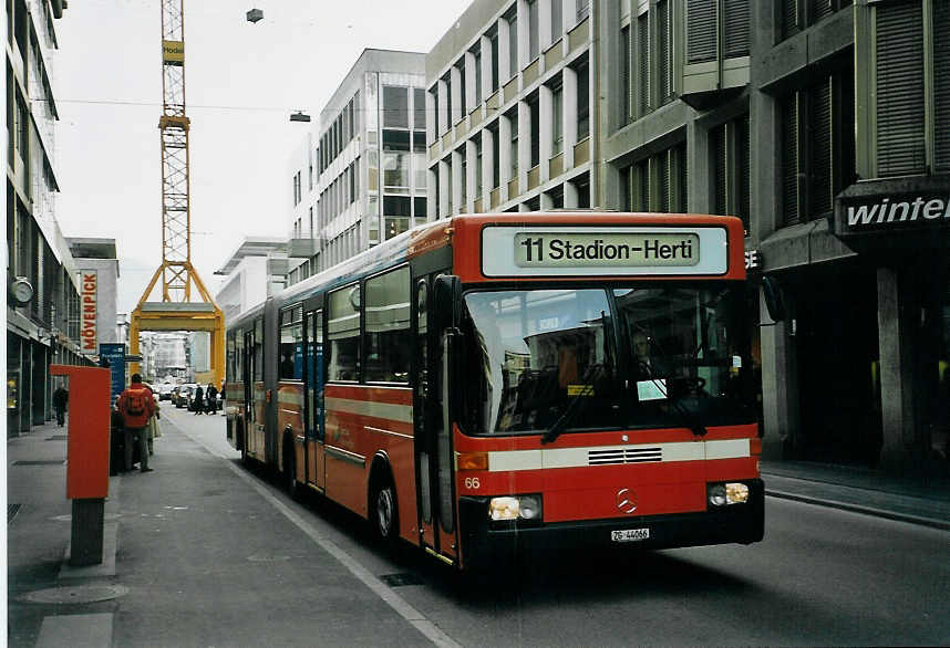 (065'802) - ZVB Zug - Nr. 66/ZG 44'066 - Mercedes/Hess am 28. Februar 2004 in Zug, Postplatz