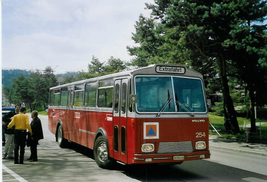 (067'125) - Zivilschutz, Winterthur - Nr. 254/ZH 508'416 - Volvo/Tscher (ex WV Winterthur Nr. 254) am 24. April 2004 in Winterthur, Gutschick