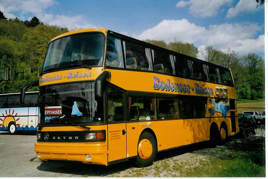 (067'133) - Baumgartner, Horn - Setra am 24. April 2004 in Kloten, EvoBus