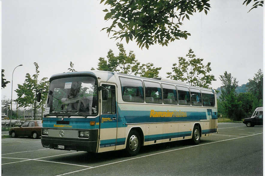 (068'136) - Ramseier, Grosshchstetten - Nr. 14/BE 50'663 - Mercedes am 4. Juni 2004 in Thun, Seestrasse