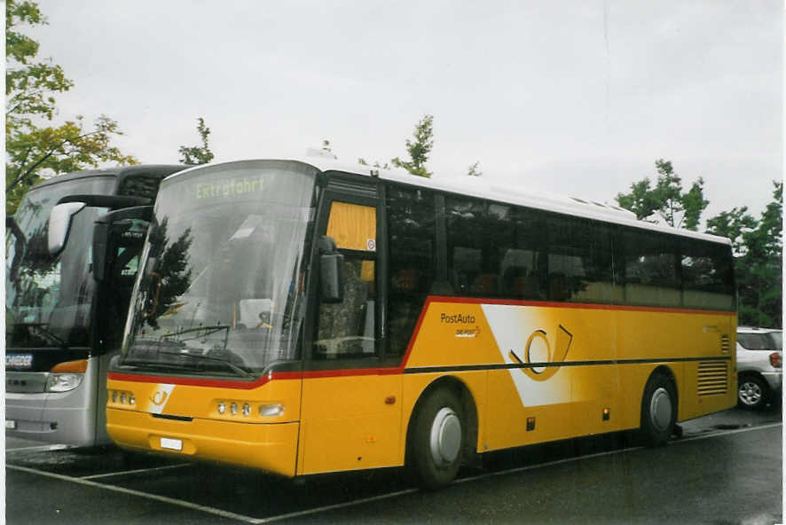 (068'703) - Mark, Andeer - GR 997 - Neoplan am 19. Juni 2004 in Thun, Seestrasse