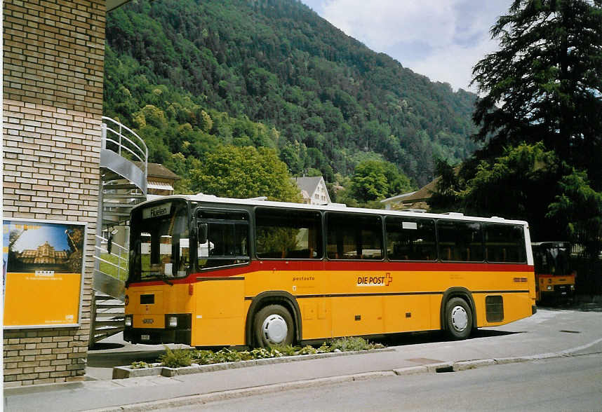 (069'433) - AAGU Altdorf - Nr. 21/UR 9055 - NAW/R&J am 17. Juli 2004 in Altdorf, Garage